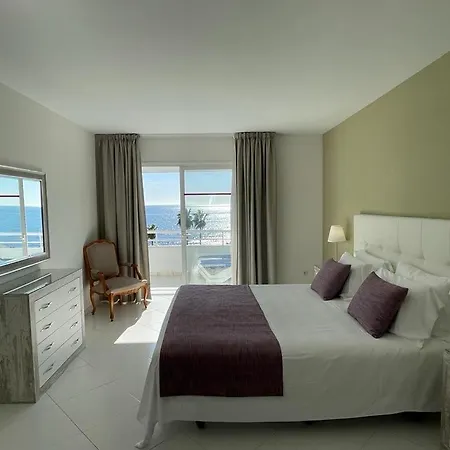 Appartement Playa Miraflores - Sea Front